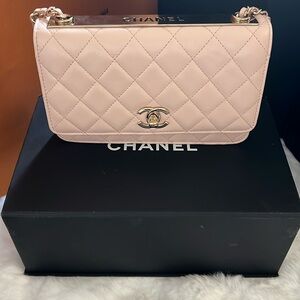 Chanel WOC